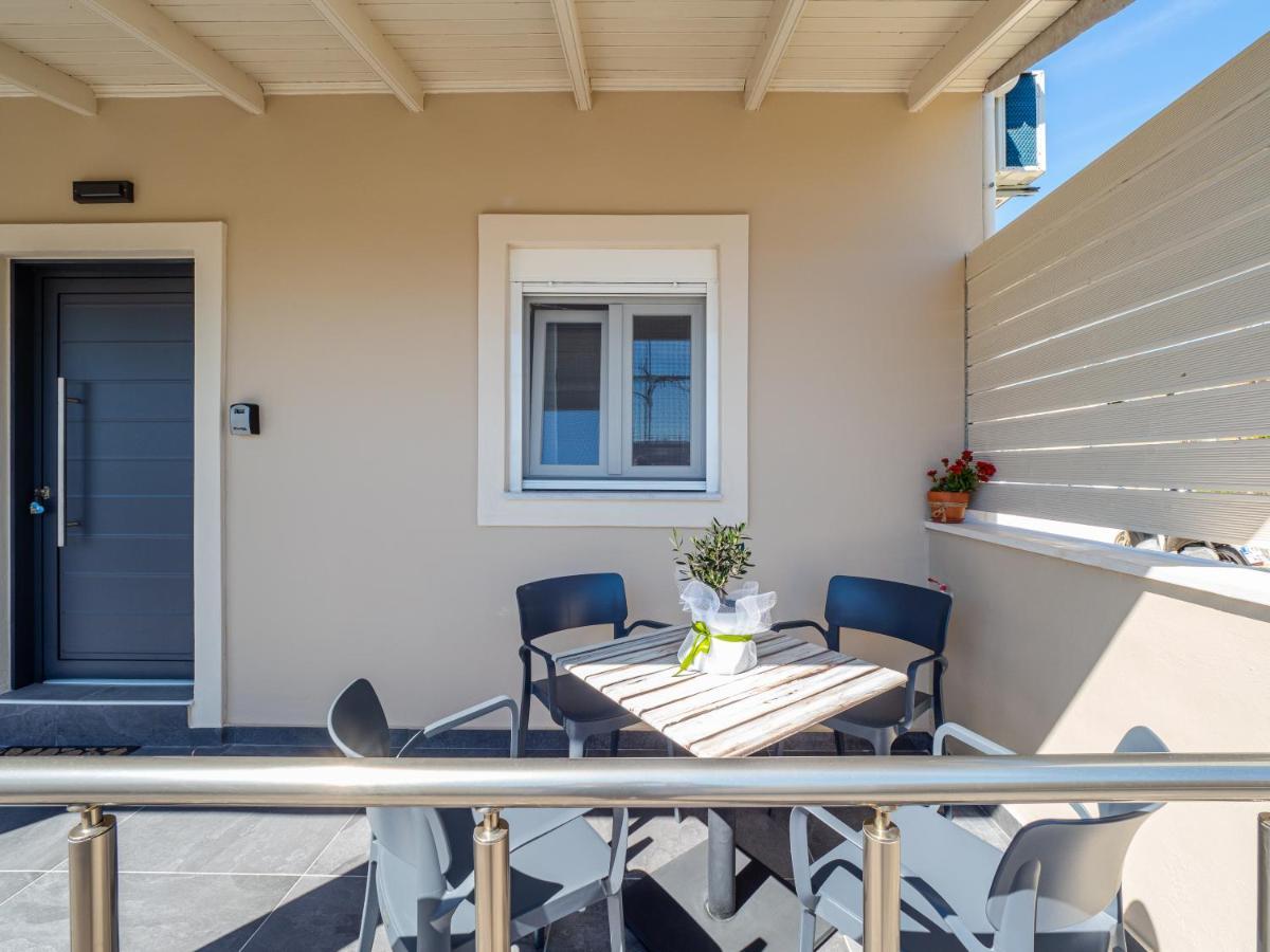 M&K - Maria'S Stylish Apartment Near Alykes Beach Corfu  Luaran gambar